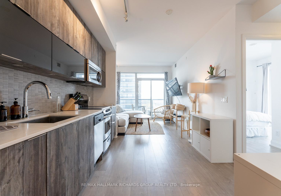 56-annie-craig-drive-etobicoke-ontario-w12991716
