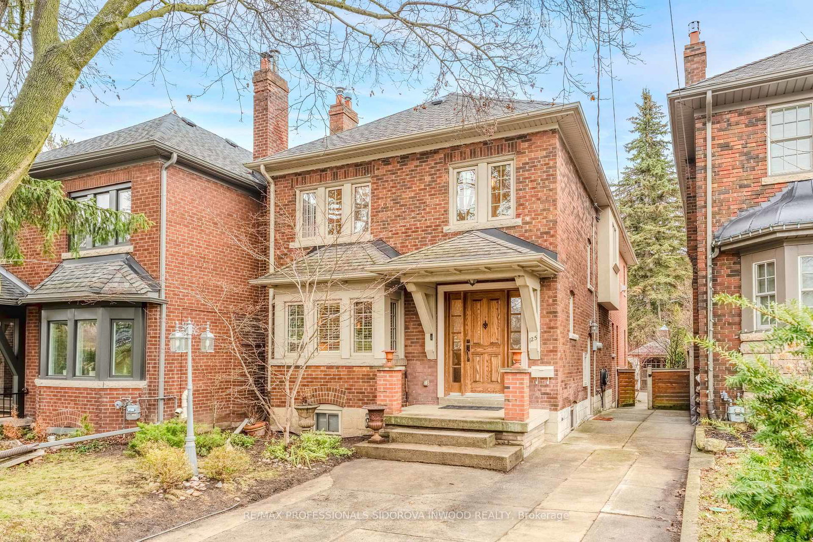 125-glendonwynne-road-toronto-ontario-w12991726