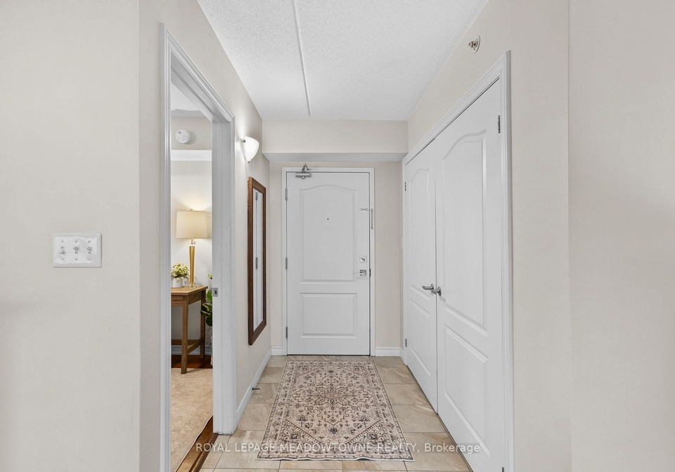 1470-main-street-e-milton-ontario-w12991852