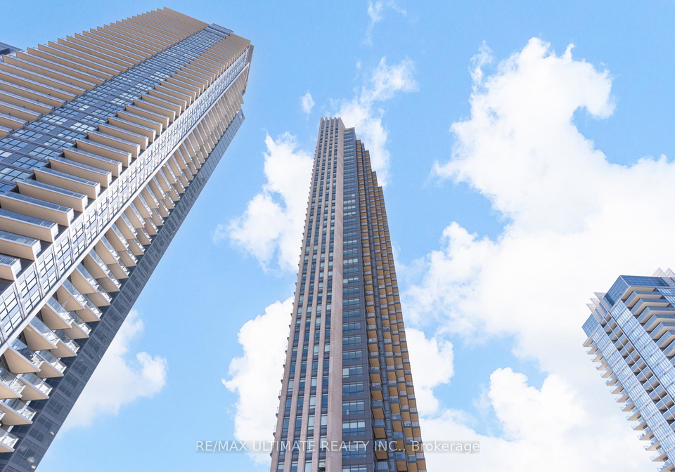 36-park-lawn-road-etobicoke-ontario-w12992012