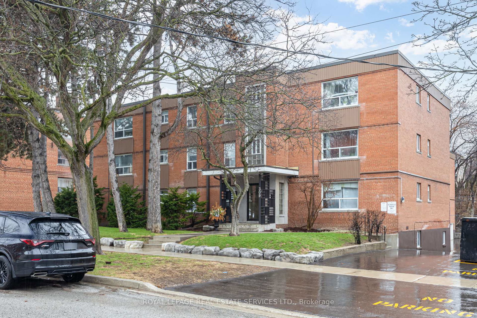309-the-kingsway-etobicoke-ontario-w12992212