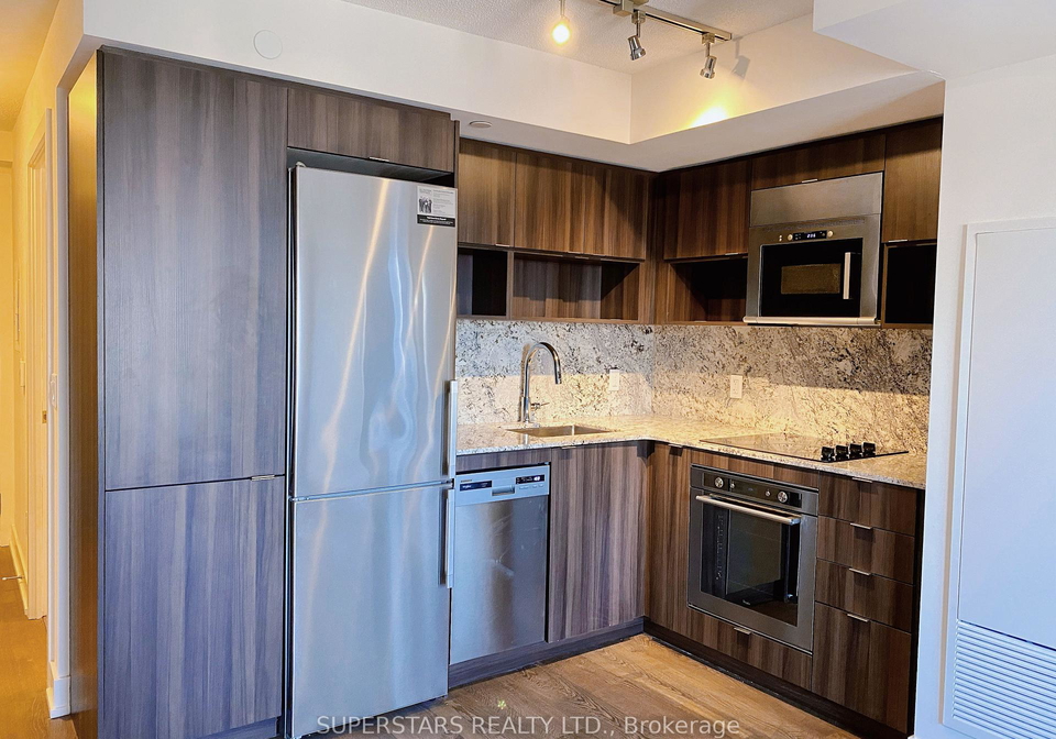 7-mabelle-avenue-etobicoke-ontario-w12992238