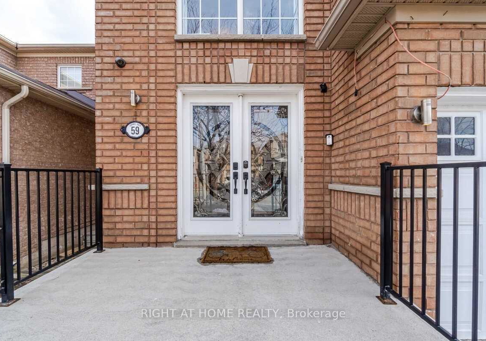 59-lormel-gate-brampton-ontario-w12992282
