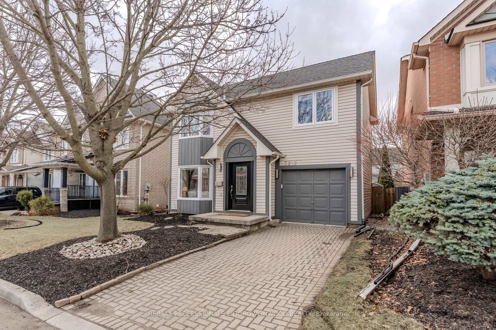 2218-bluegrass-lane-burlington-ontario-w12992302