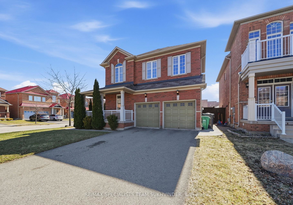42-delphinium-way-brampton-ontario-w12992364