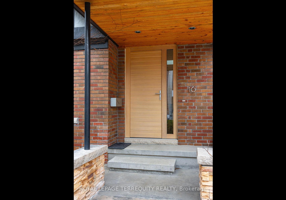 16-sunnybrook-road-toronto-ontario-w12992838