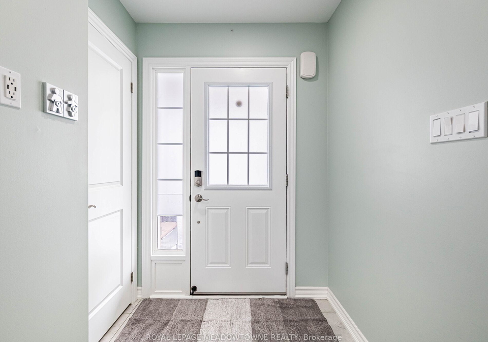 30-townline-orangeville-ontario-w12992898