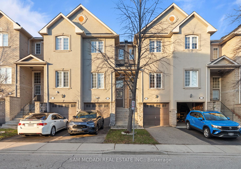 435-hensall-circle-mississauga-ontario-w12993034