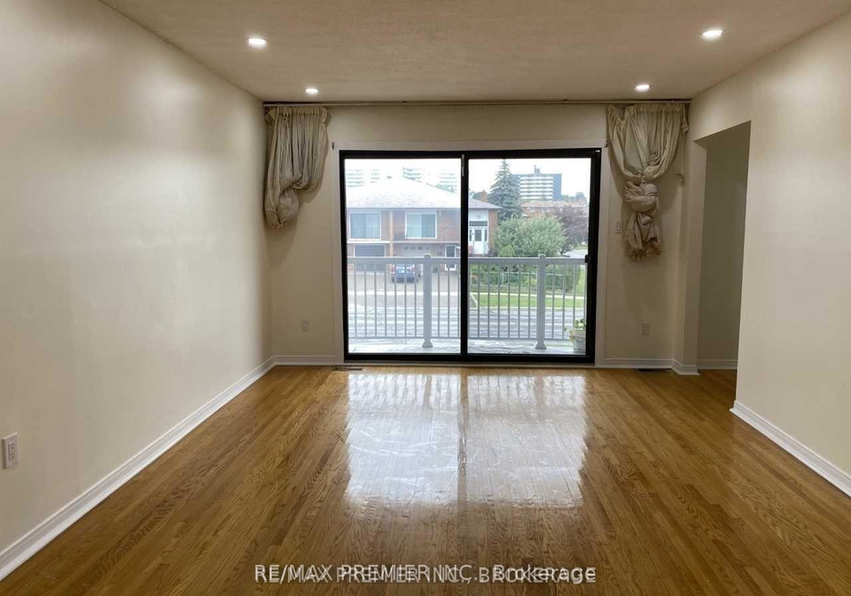 114-sentinel-road-york-ontario-w12993516