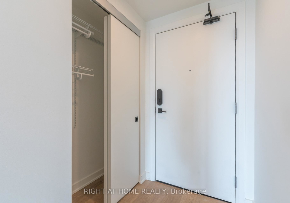 7-fairbank-avenue-w-north-york-ontario-w12993524