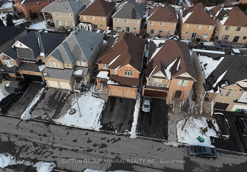 43-newark-way-brampton-ontario-w12993622