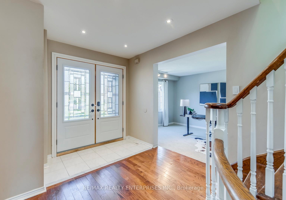 2624-fonthill-drive-oakville-ontario-w12994080