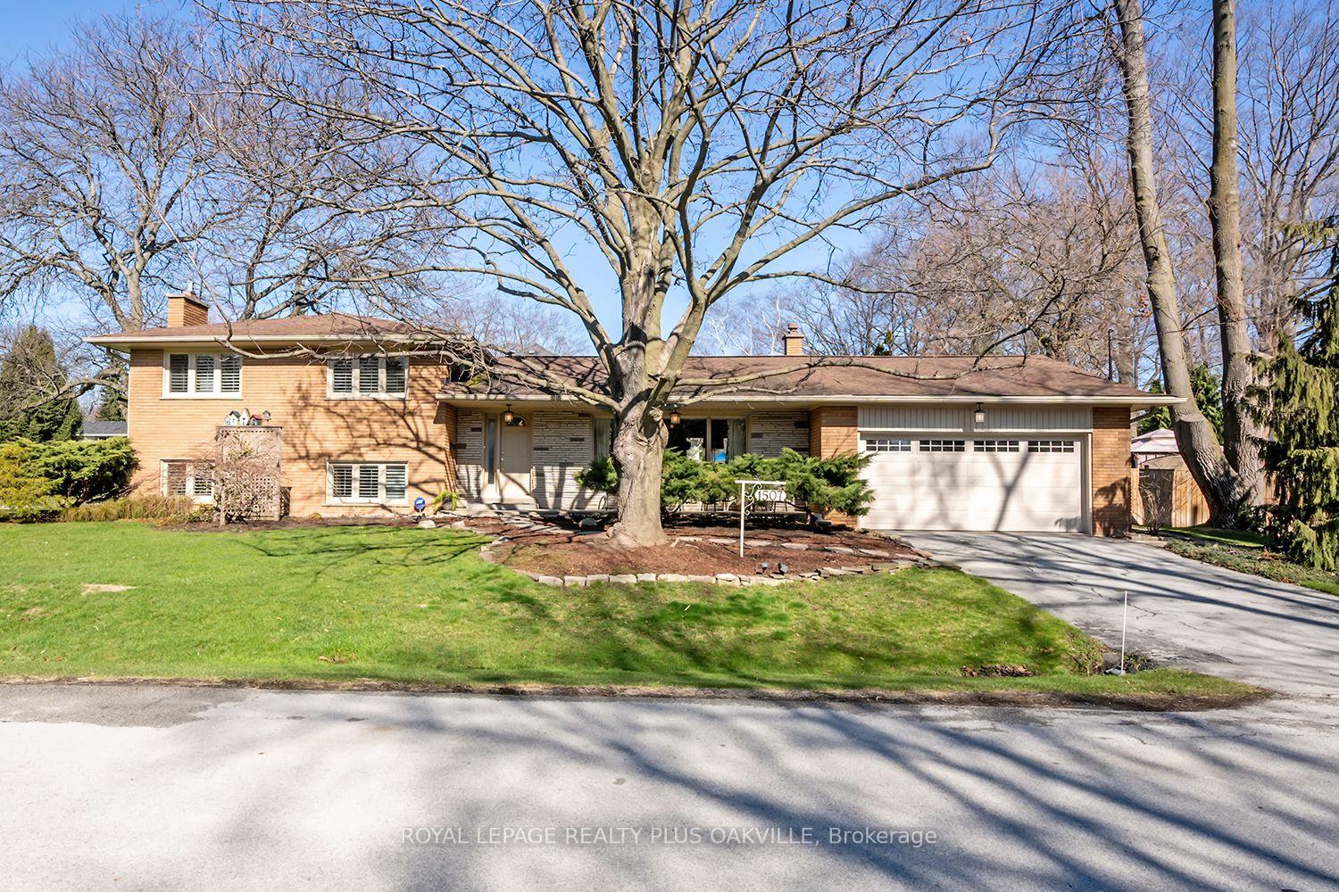 1507-trenton-road-oakville-ontario-w12994368