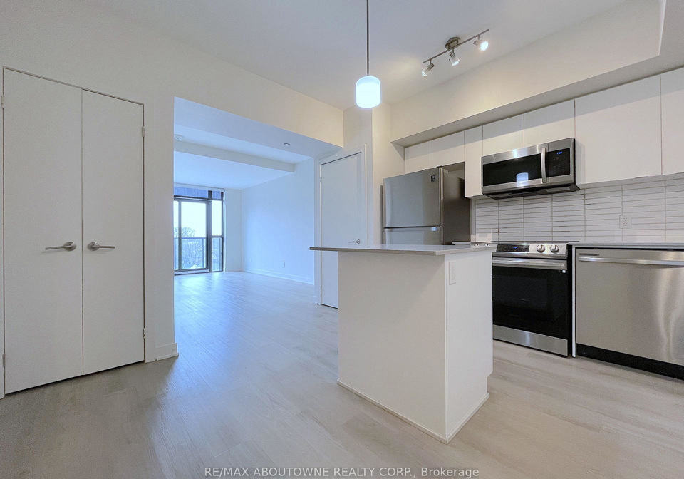 3385-dundas-street-w-toronto-ontario-w12994408
