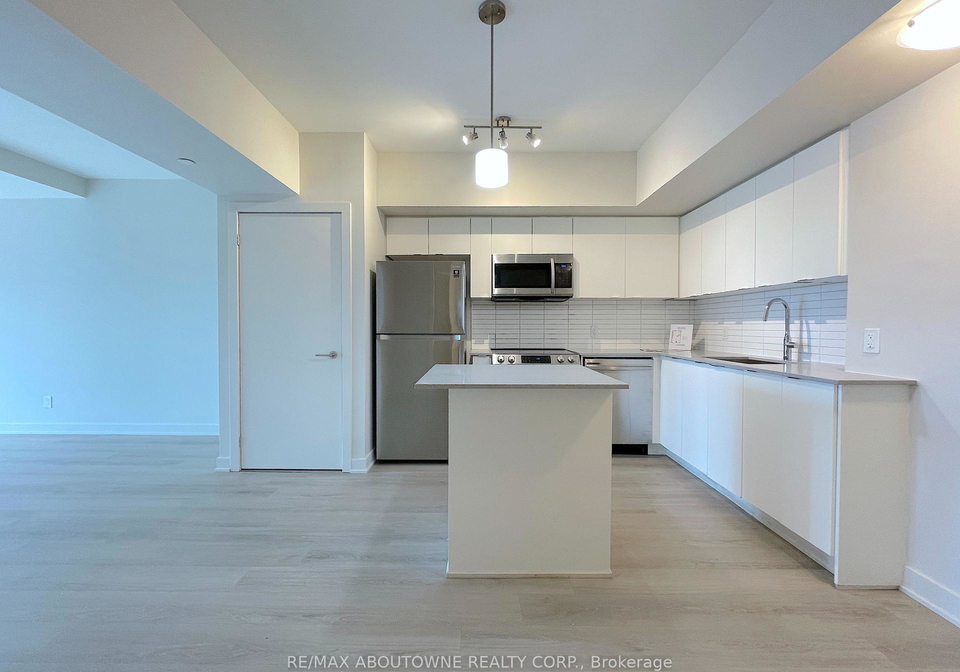 3385-dundas-street-w-toronto-ontario-w12994408