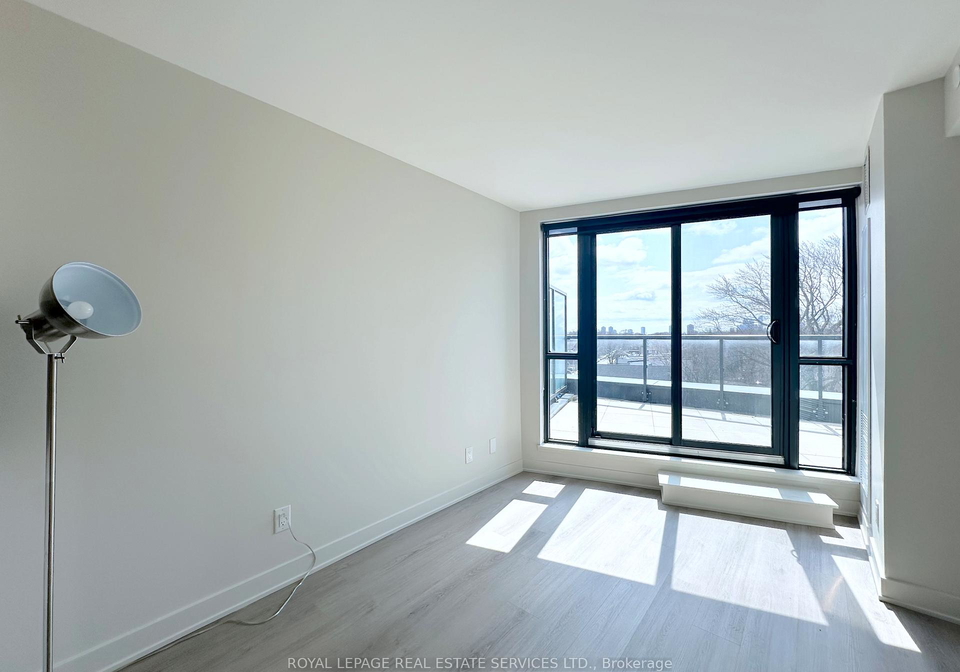 3385-dundas-street-w-toronto-ontario-w12994420