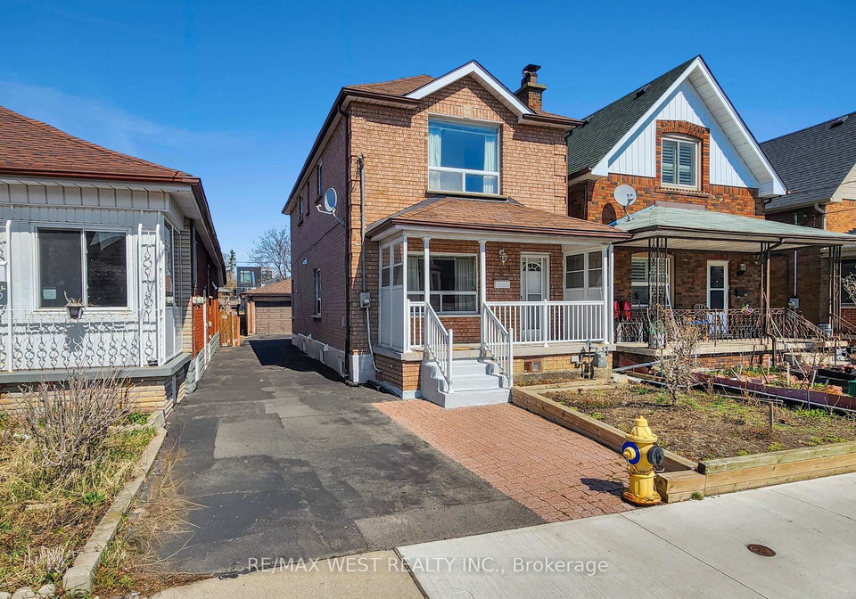 190-belgravia-avenue-north-york-ontario-w12994442