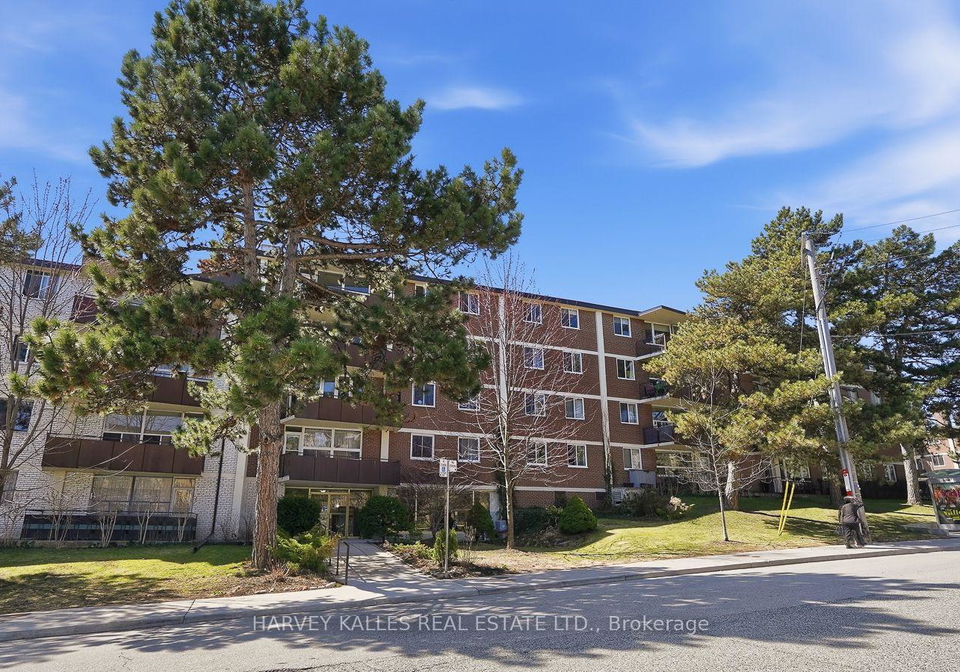 80-coe-hill-drive-toronto-ontario-w12995038
