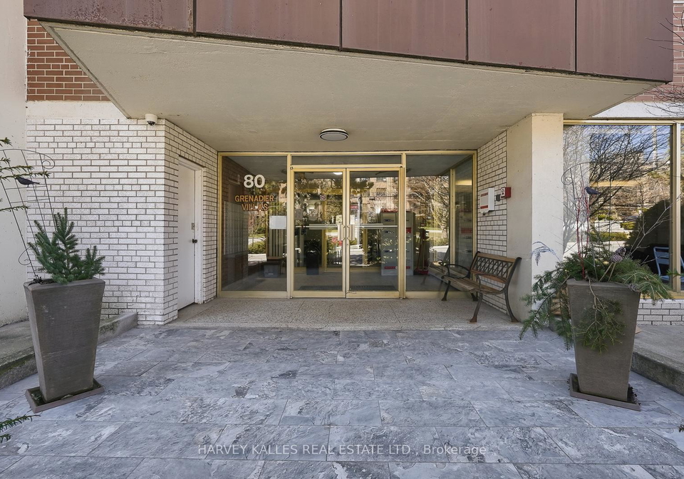 80-coe-hill-drive-toronto-ontario-w12995038