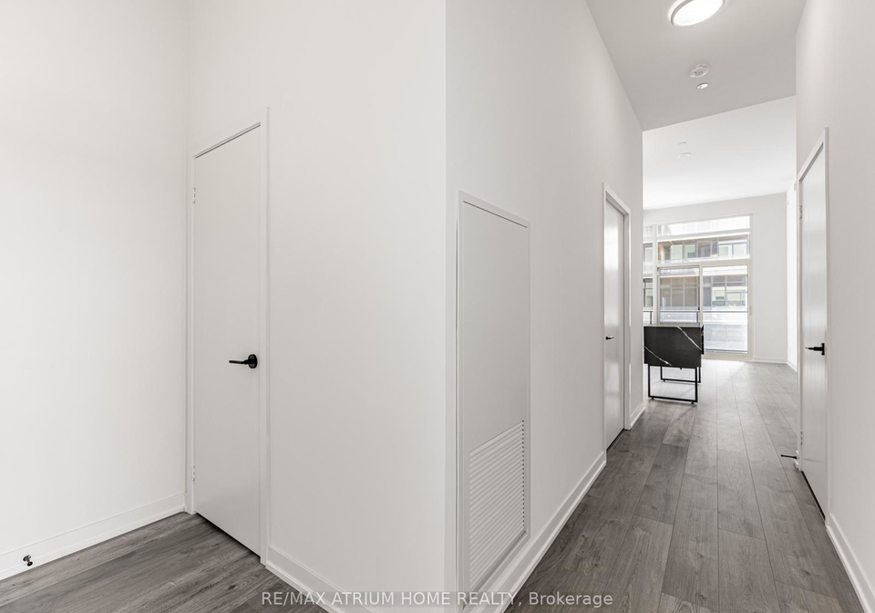 285-dufferin-street-toronto-ontario-w12995132