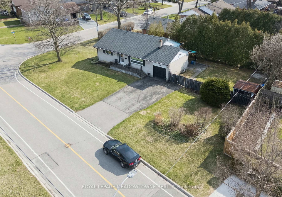 20-plainsman-road-mississauga-ontario-w12995610