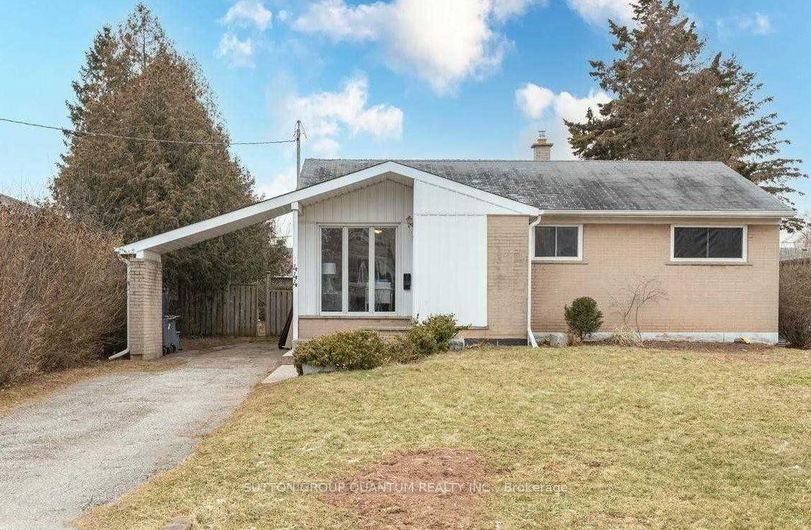 444-seabourne-drive-oakville-ontario-w12995734