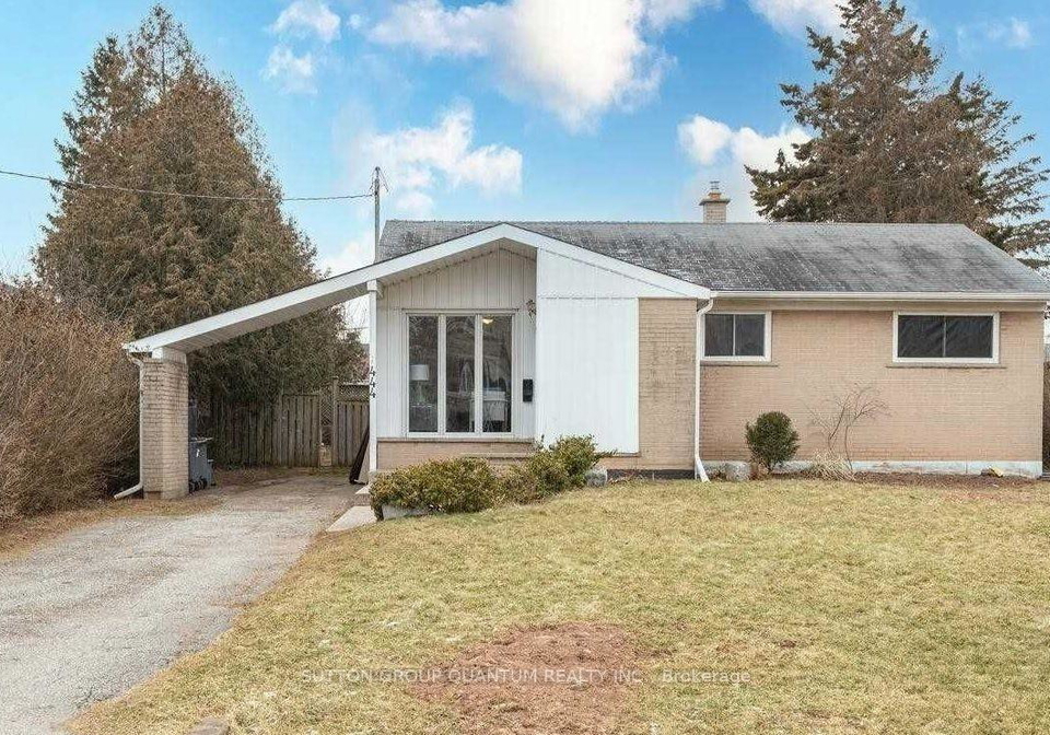 444-seabourne-drive-oakville-ontario-w12995734