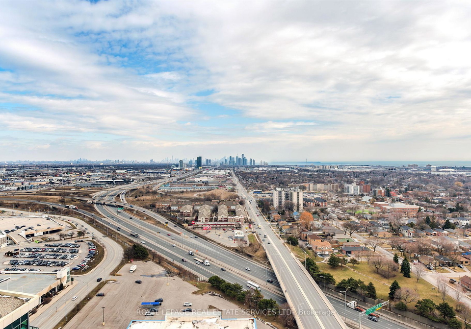 215-sherway-gardens-road-etobicoke-ontario-w12995854