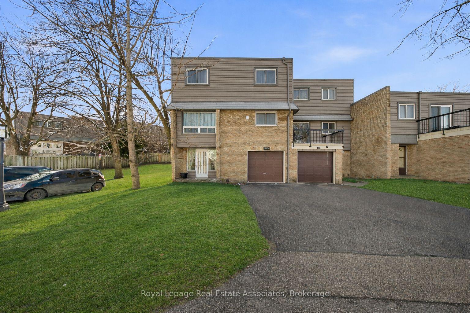 2315-bromsgrove-road-mississauga-ontario-w12995866