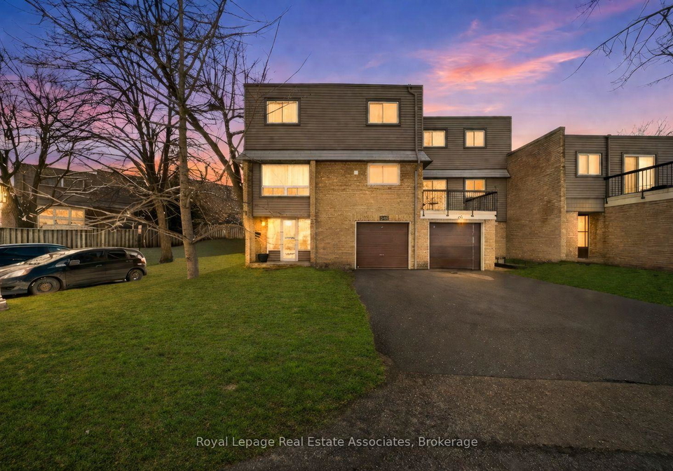2315-bromsgrove-road-mississauga-ontario-w12995866