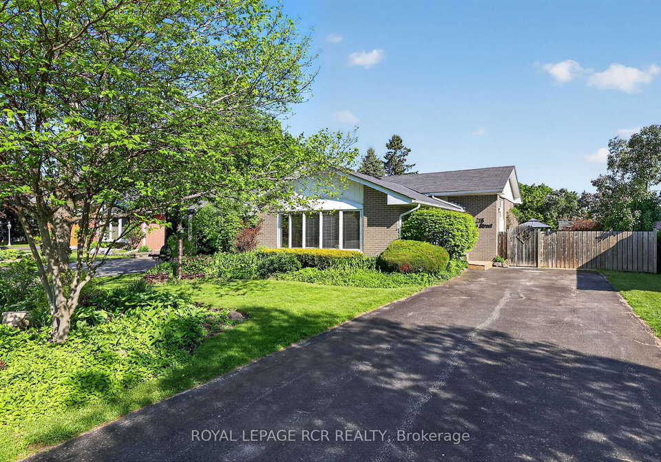 215-zina-street-orangeville-ontario-w12995938