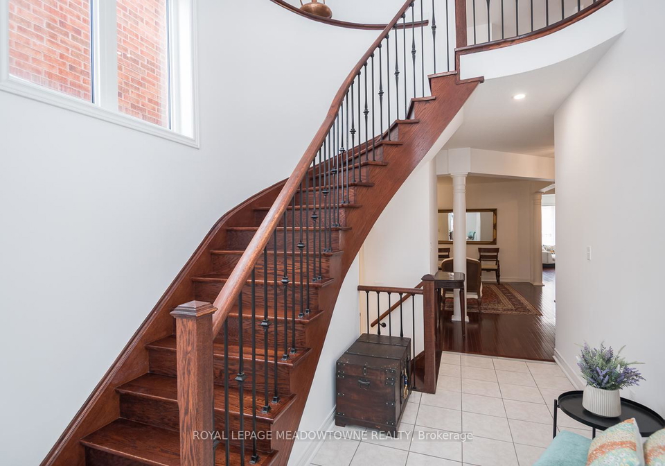 471-ollerenshaw-point-milton-ontario-w12996210