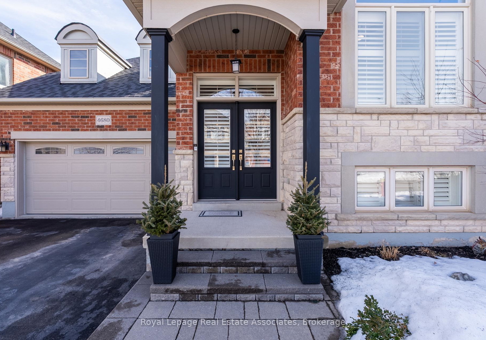 4680-mcleod-road-burlington-ontario-w12996252