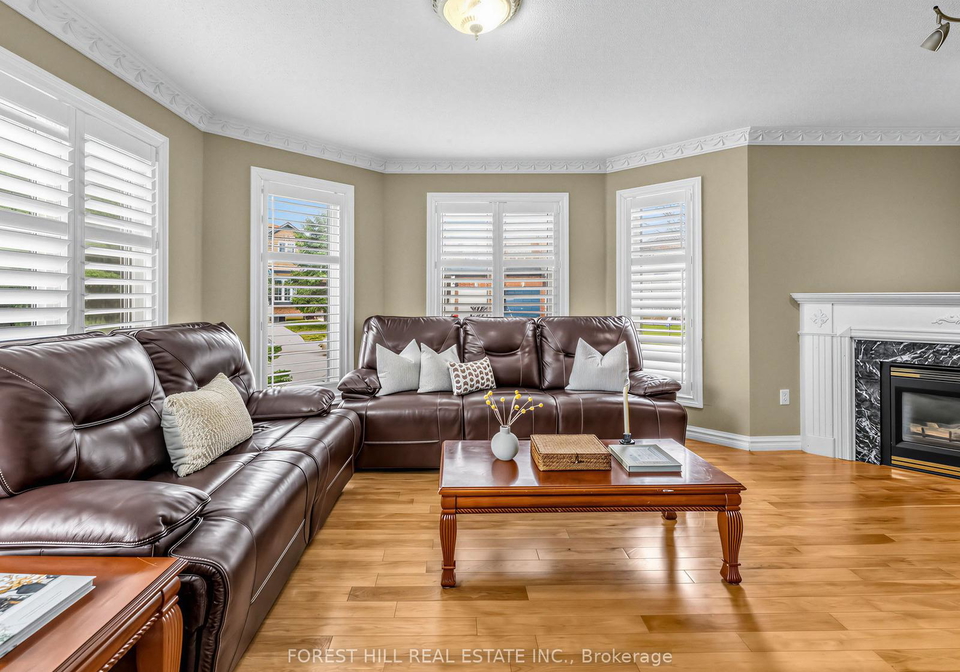 5-manitoba-place-brampton-ontario-w12996408