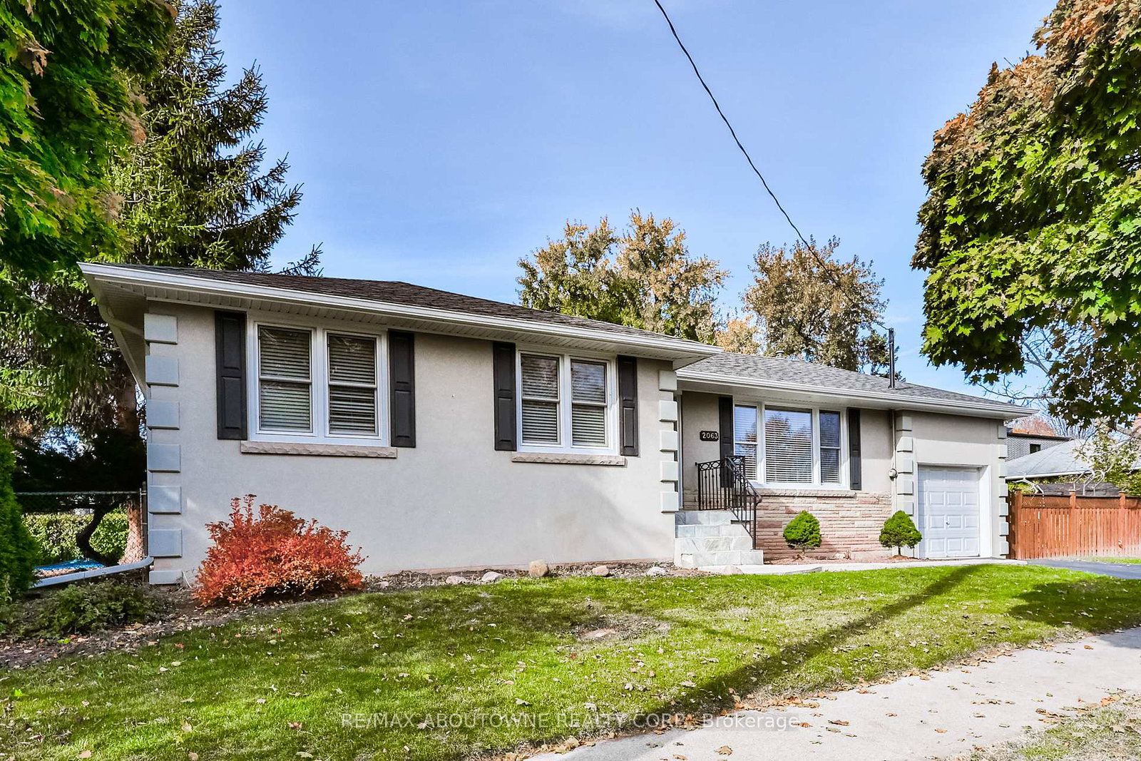 2063-hixon-street-oakville-ontario-w12996430