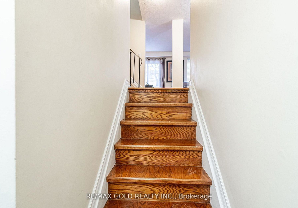 guildford-crescent-brampton-ontario-w12996490
