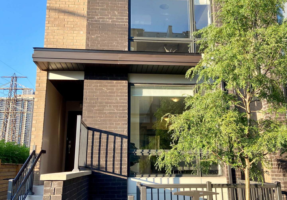 28-fieldway-road-etobicoke-ontario-w12996560