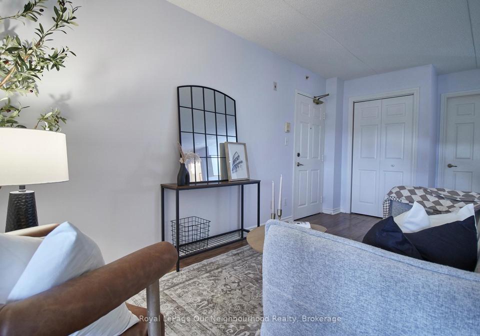 1431-walkers-line-burlington-ontario-w12996580