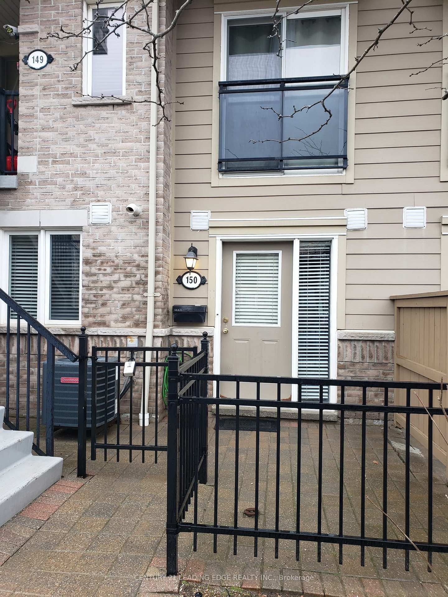 4975-southhampton-drive-mississauga-ontario-w12996732