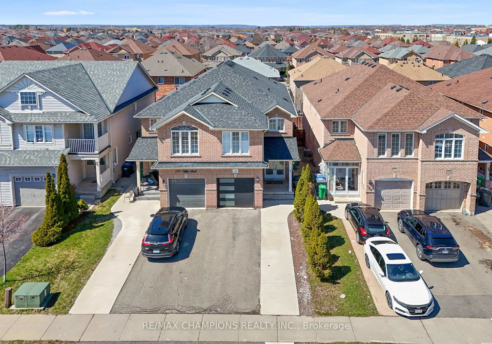 125-tiller-trail-brampton-ontario-w12996816