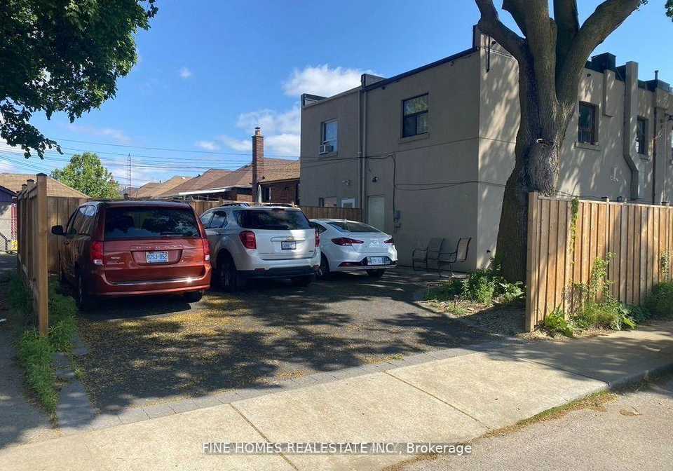 1762-keele-street-toronto-ontario-w12996818