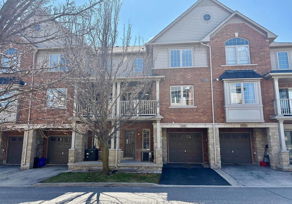 628-garibaldi-common-burlington-ontario-w12997002