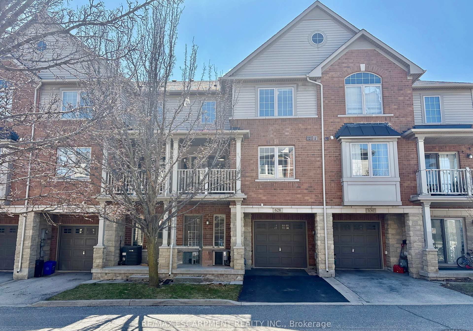 628-garibaldi-common-burlington-ontario-w12997002