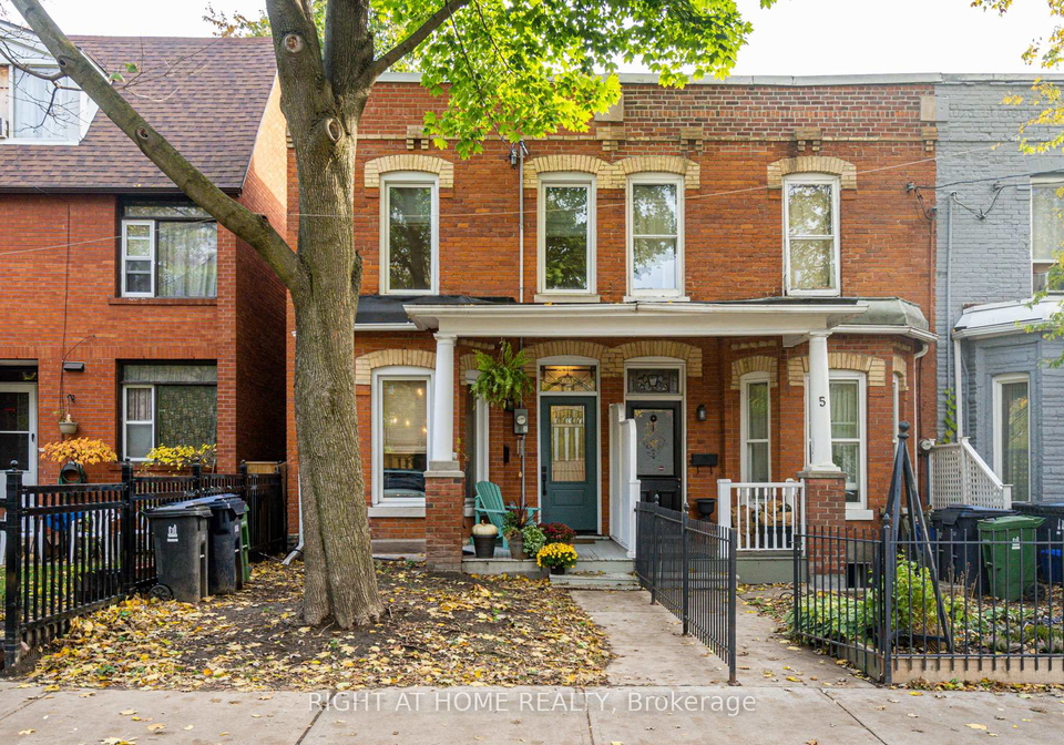 7-gwynne-avenue-toronto-ontario-w12997222
