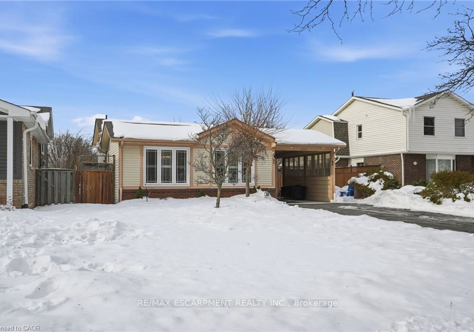 697-lomond-crescent-burlington-ontario-w12997636