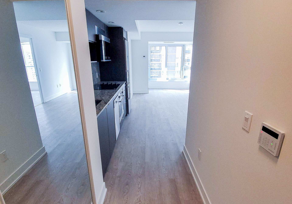 9-mabelle-avenue-etobicoke-ontario-w12997696
