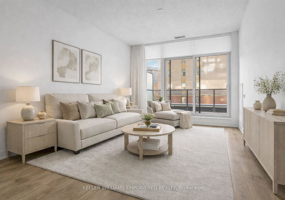 202-burnhamthorpe-road-e-mississauga-ontario-w12997772