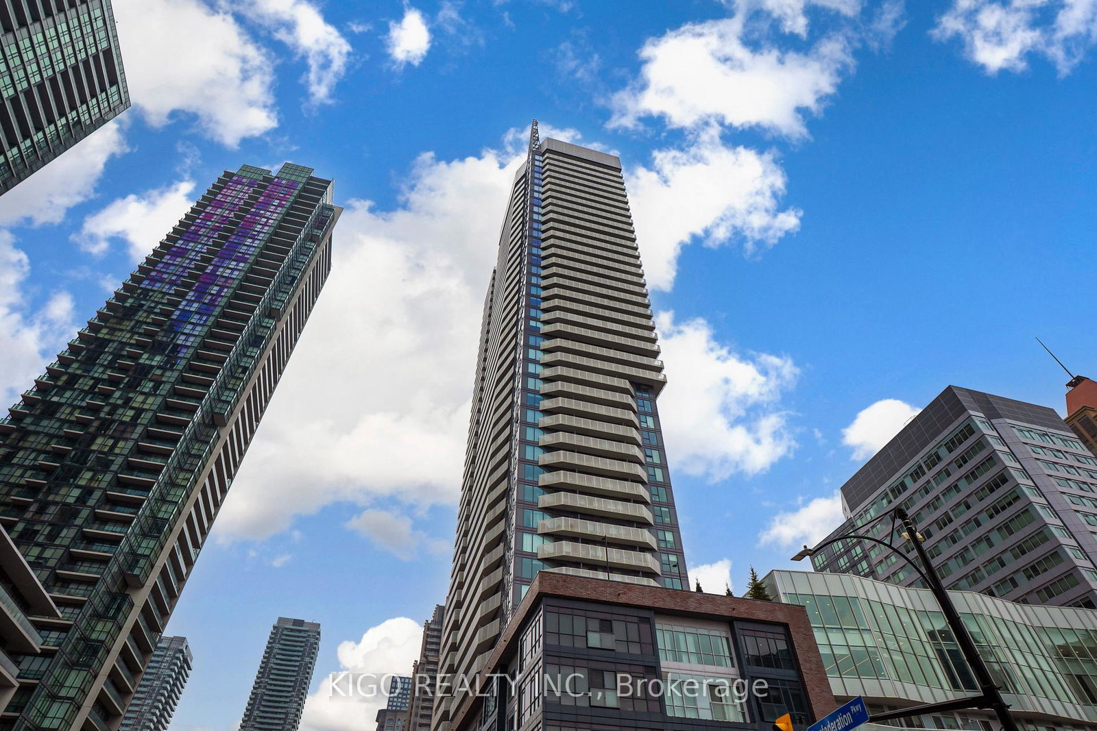 4065-confederation-parkway-mississauga-ontario-w12997776