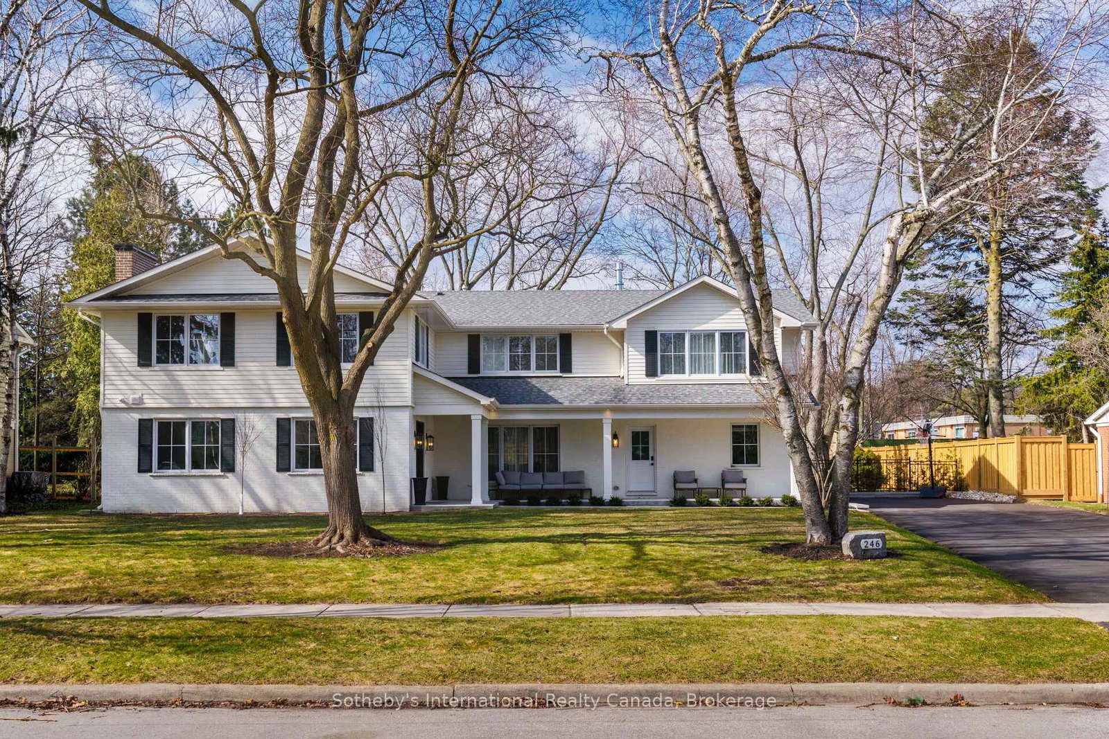 246-cairncroft-road-oakville-ontario-w12997872