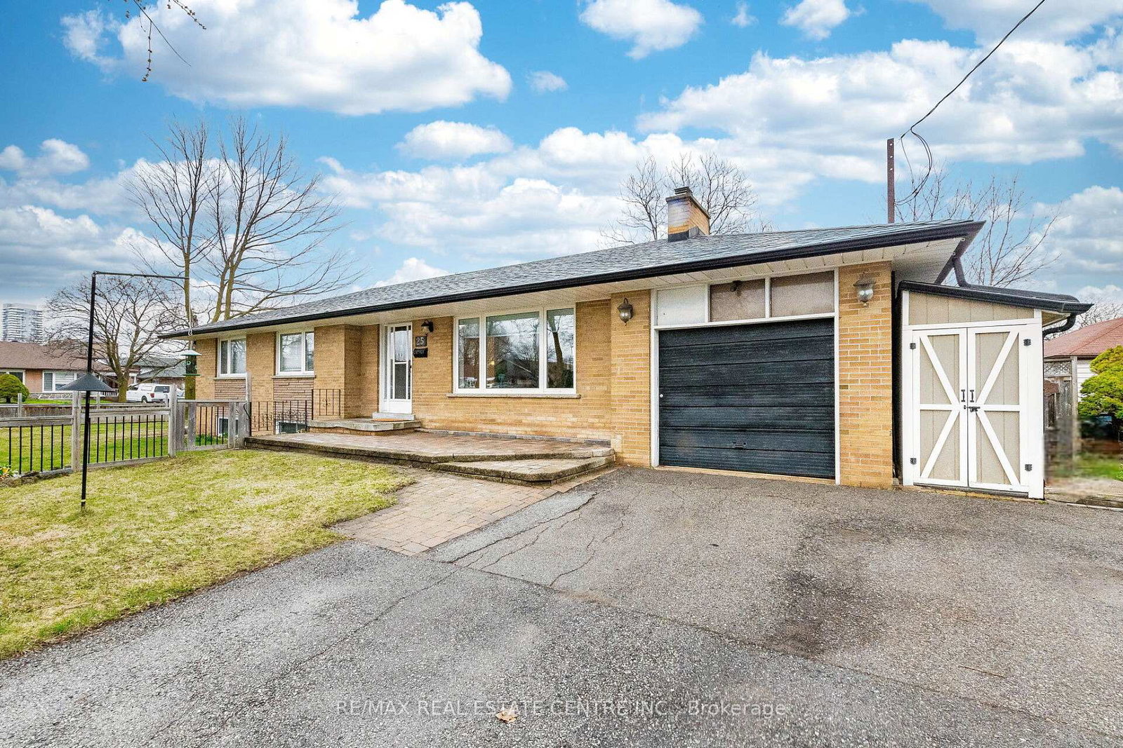 25-lesbury-avenue-brampton-ontario-w12998136